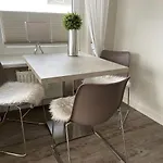Sola Bona, Wohnung 14